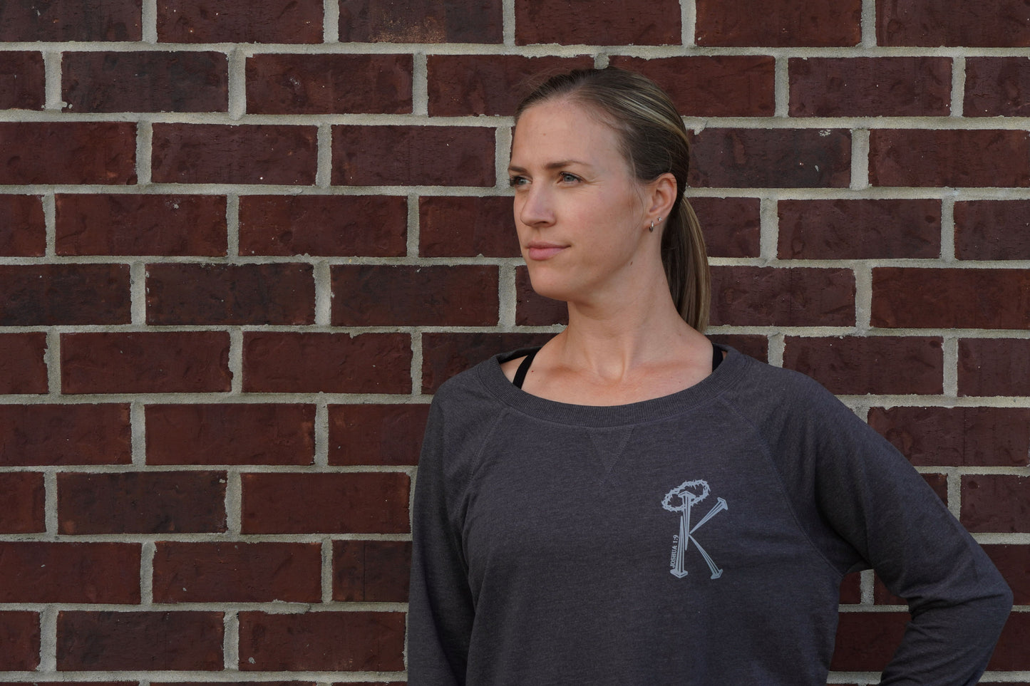 Charcoal Women's Lightweight Crewneck